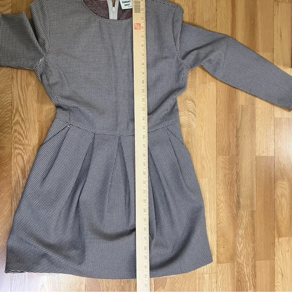 Aritzia Sunday Best Tartine mini houndstooth long sleeve dress - Picture 9 of 12